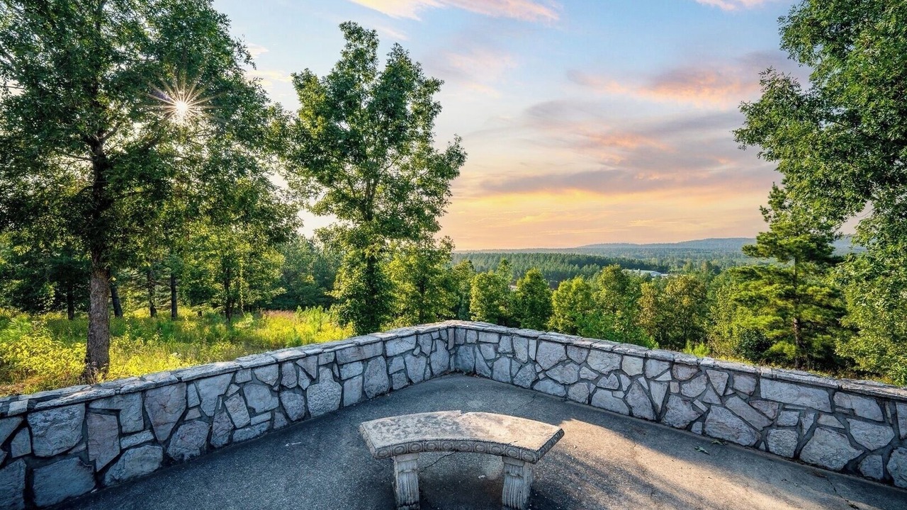 Photo of Outdoor in Amity