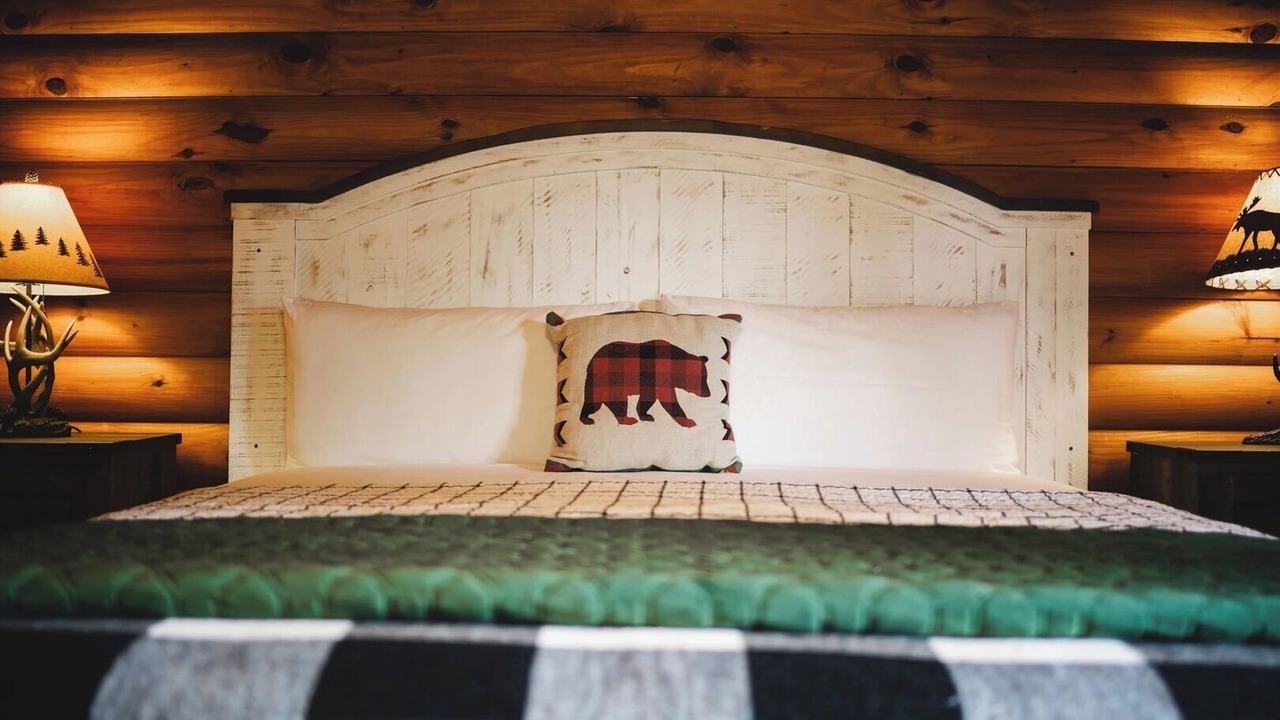 Photo of Bedroom in Amity