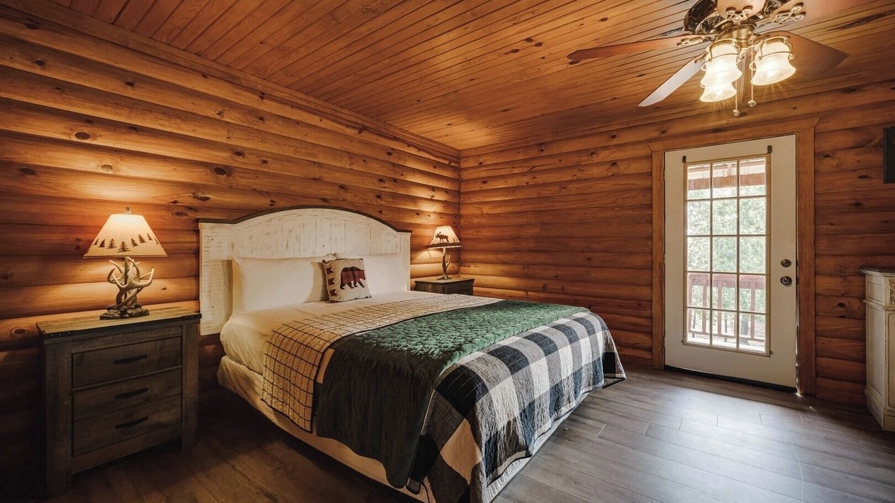 Photo of Bedroom in Amity