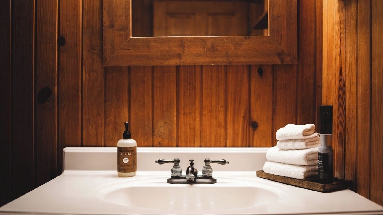 Photo of Bathroom in Amity