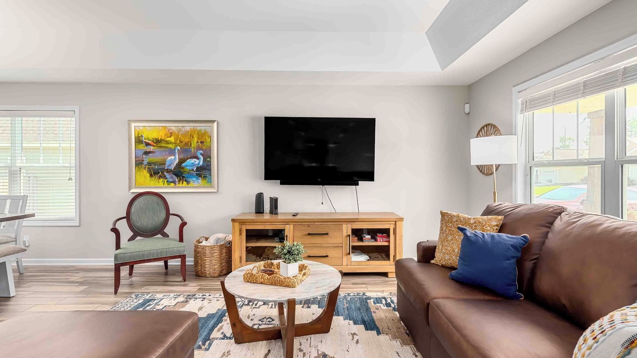 Photo of Livingroom in Enterprise