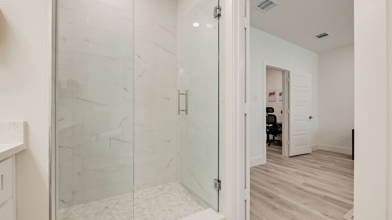 Photo of Bathroom in Grand Prairie