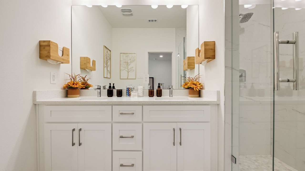 Photo of Bathroom in Grand Prairie