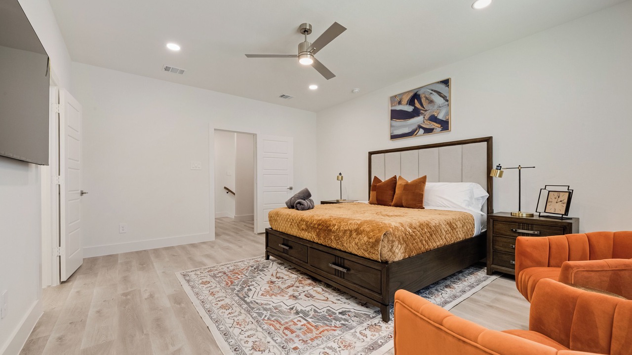 Photo of Bedroom in Grand Prairie