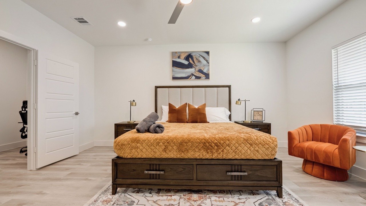 Photo of Bedroom in Grand Prairie