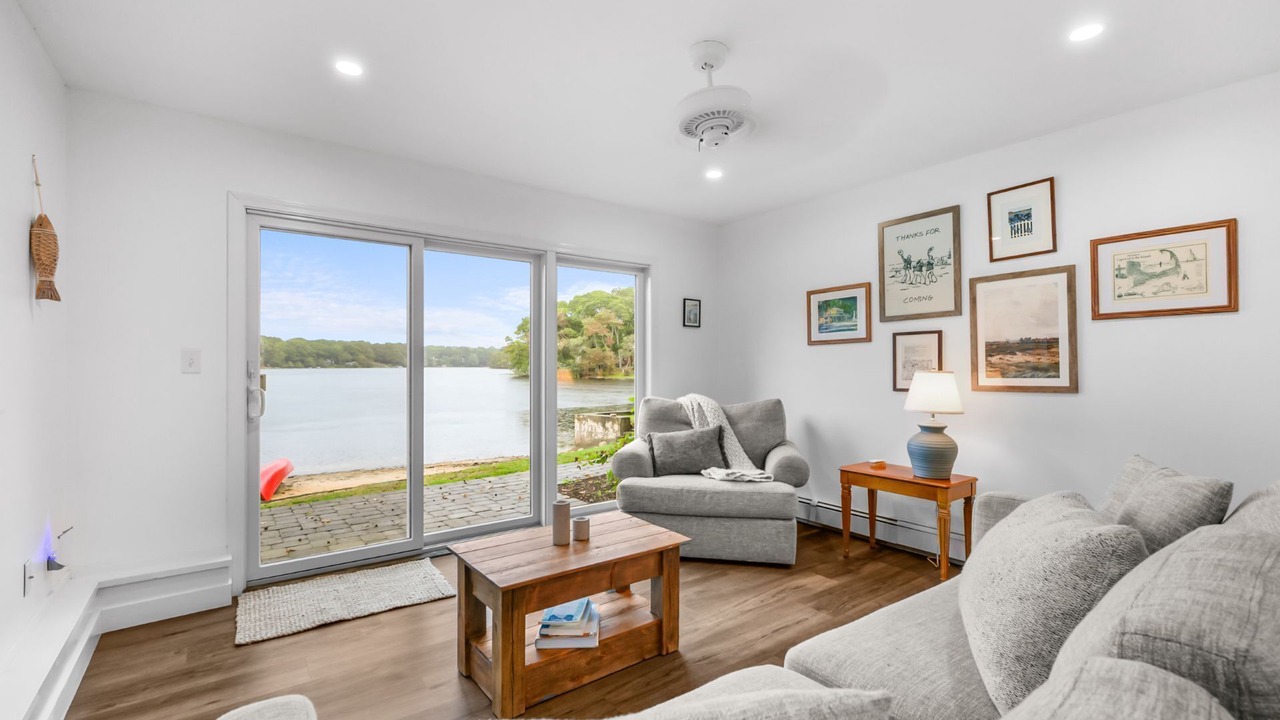 Photo of Bedroom in Centerville