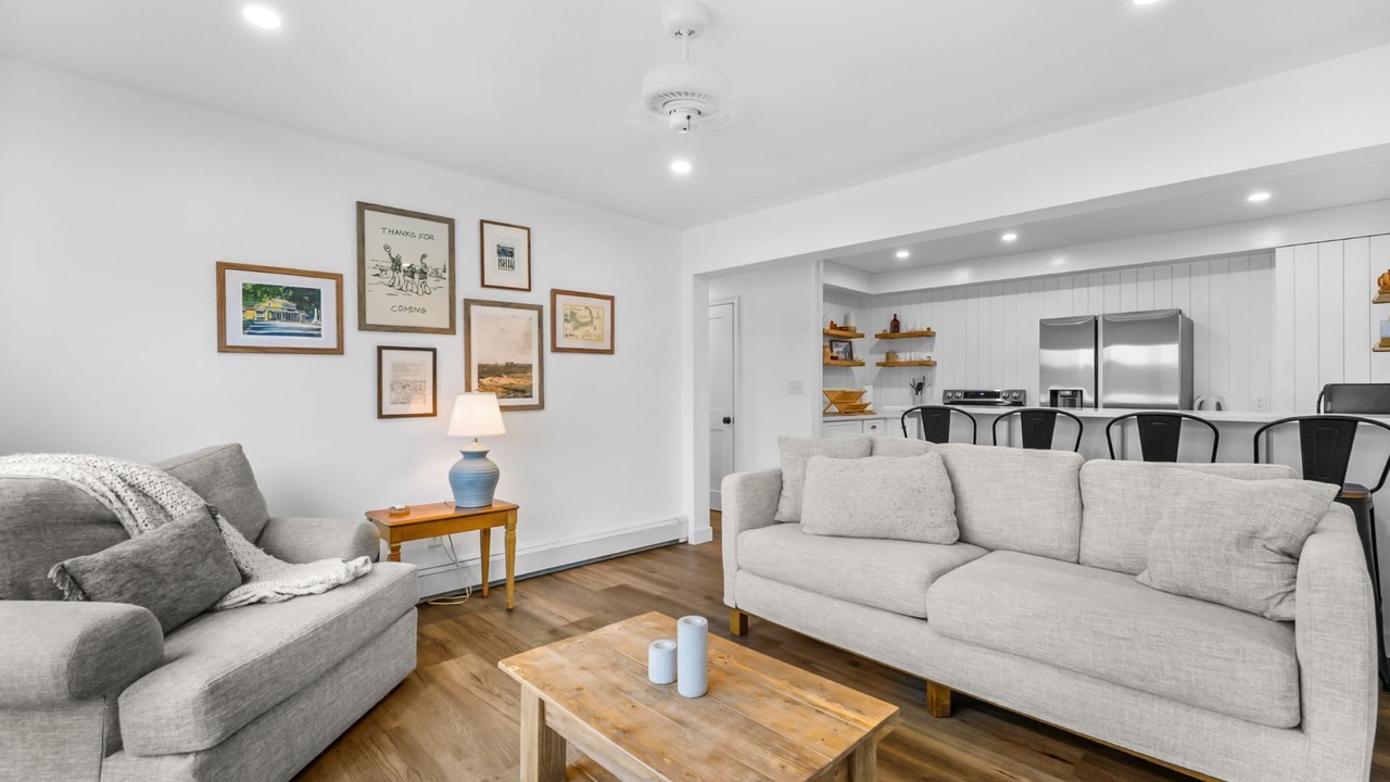 Photo of Bedroom in Centerville