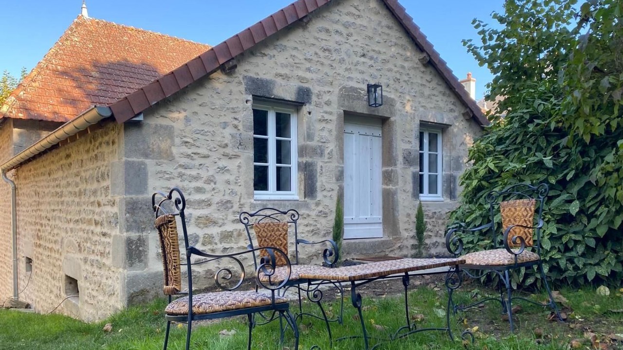 Photo of Outdoor in Couches