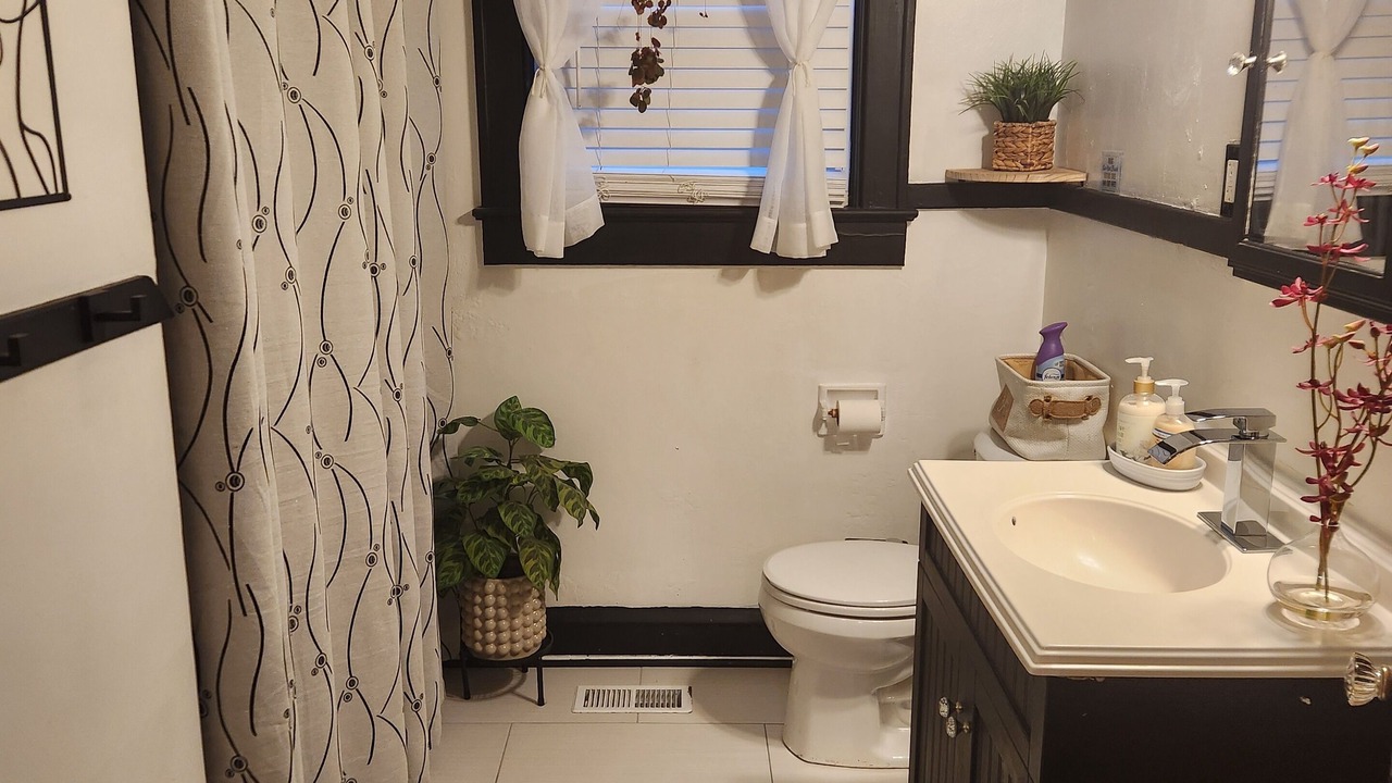Photo of Bathroom in Hampton