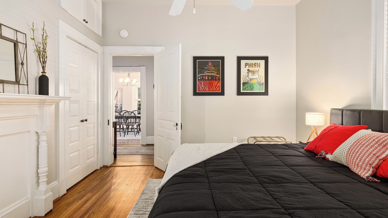 Photo of Bedroom in Plaza Midwood