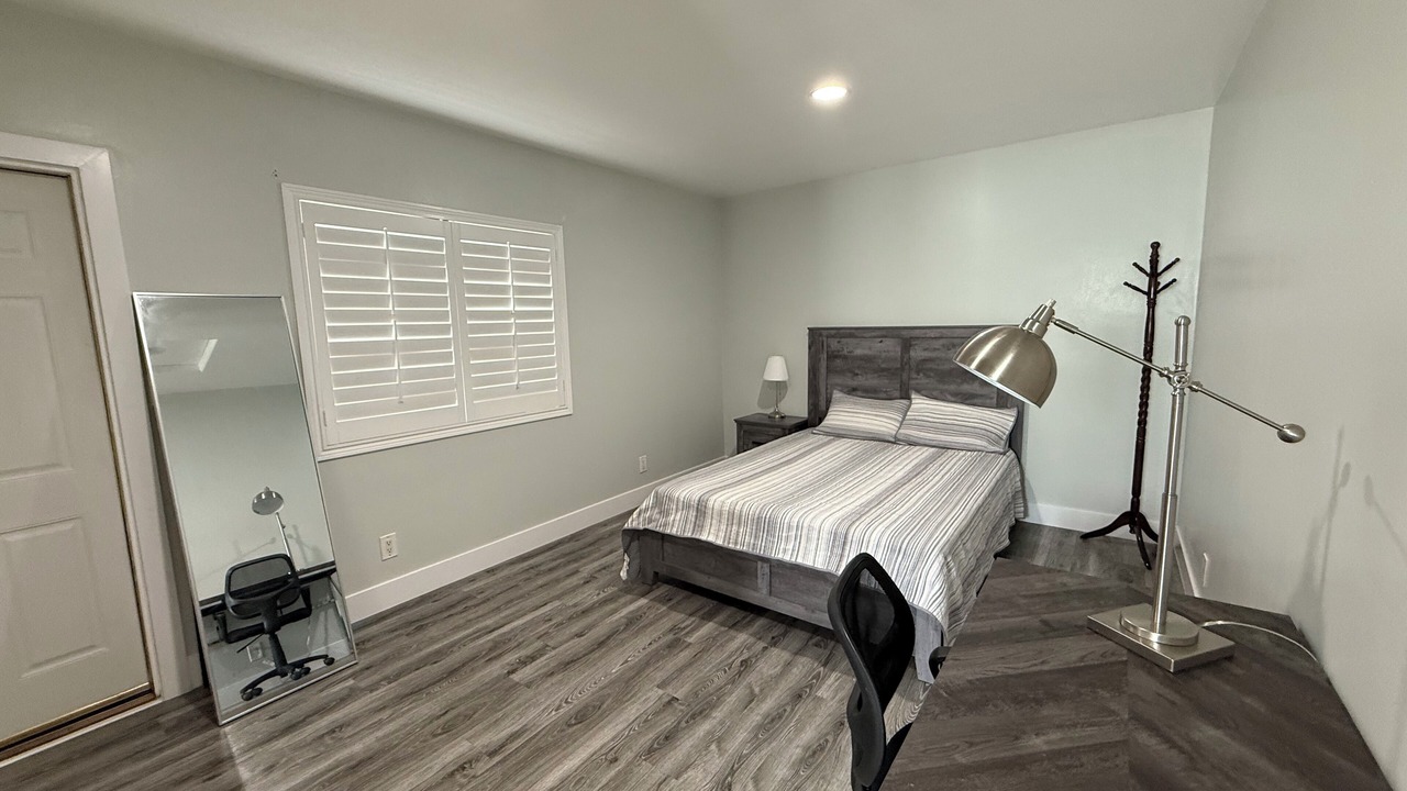 Photo of Bedroom in Hawthorne