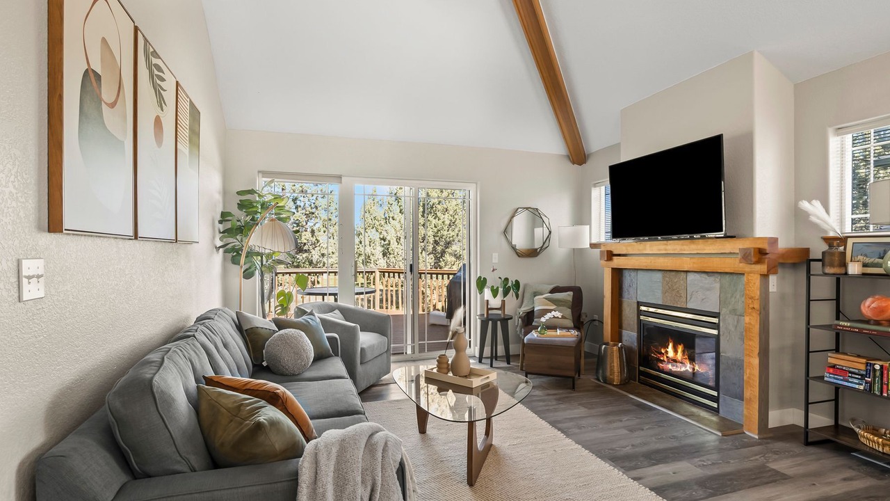 Photo of Livingroom in Redmond