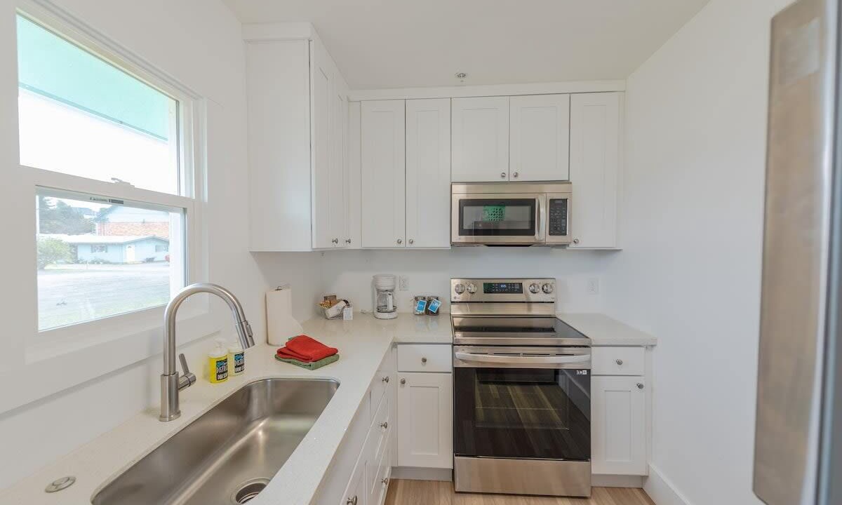 Photo of Kitchen in Coos Bay