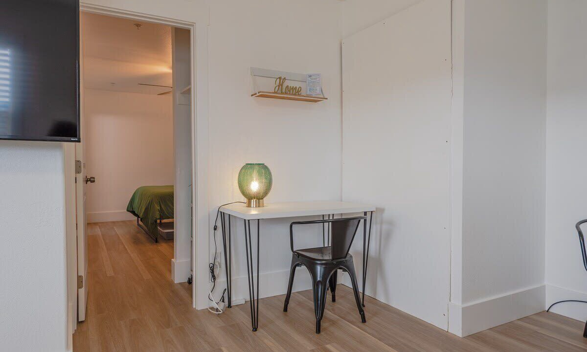 Photo of Bedroom in Coos Bay