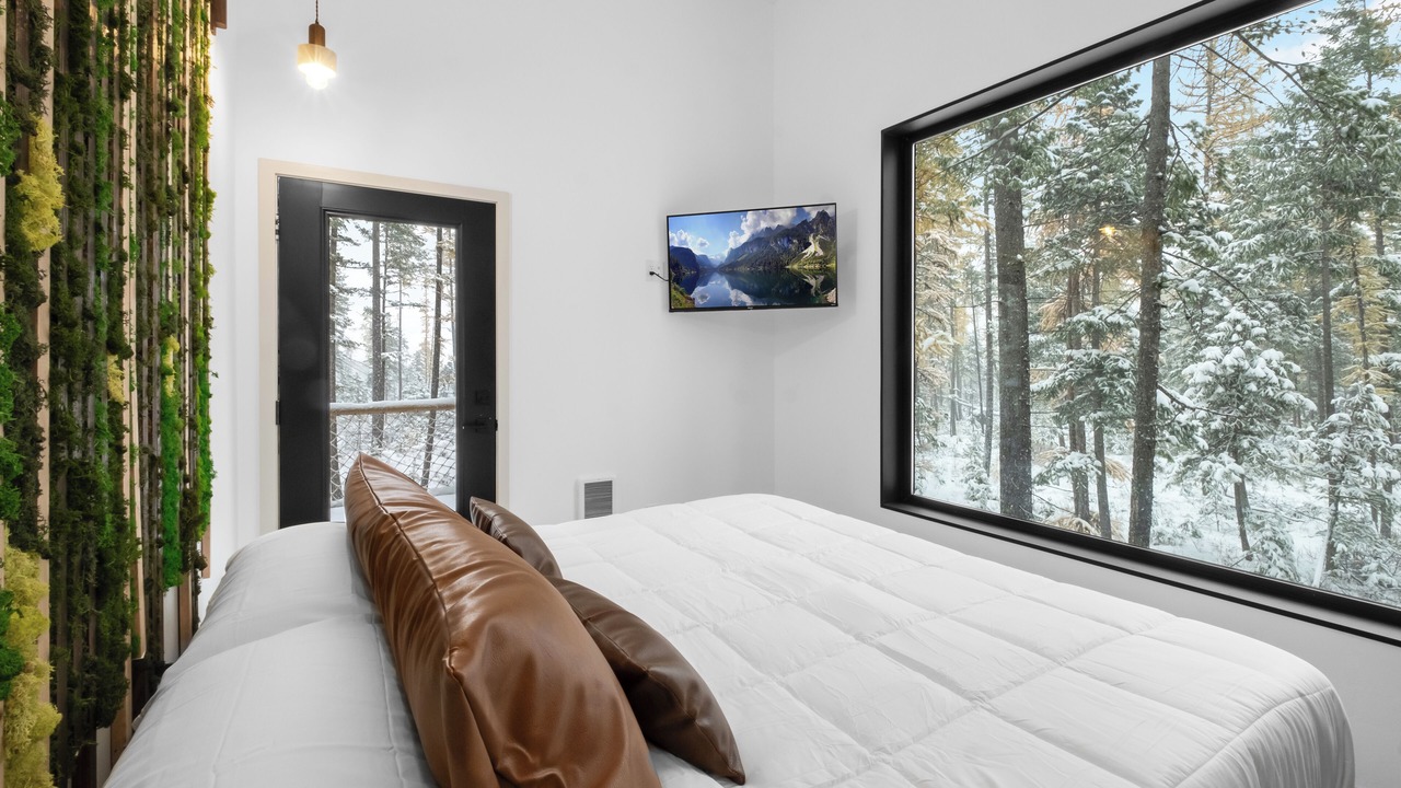 Photo of Bedroom in Martin City