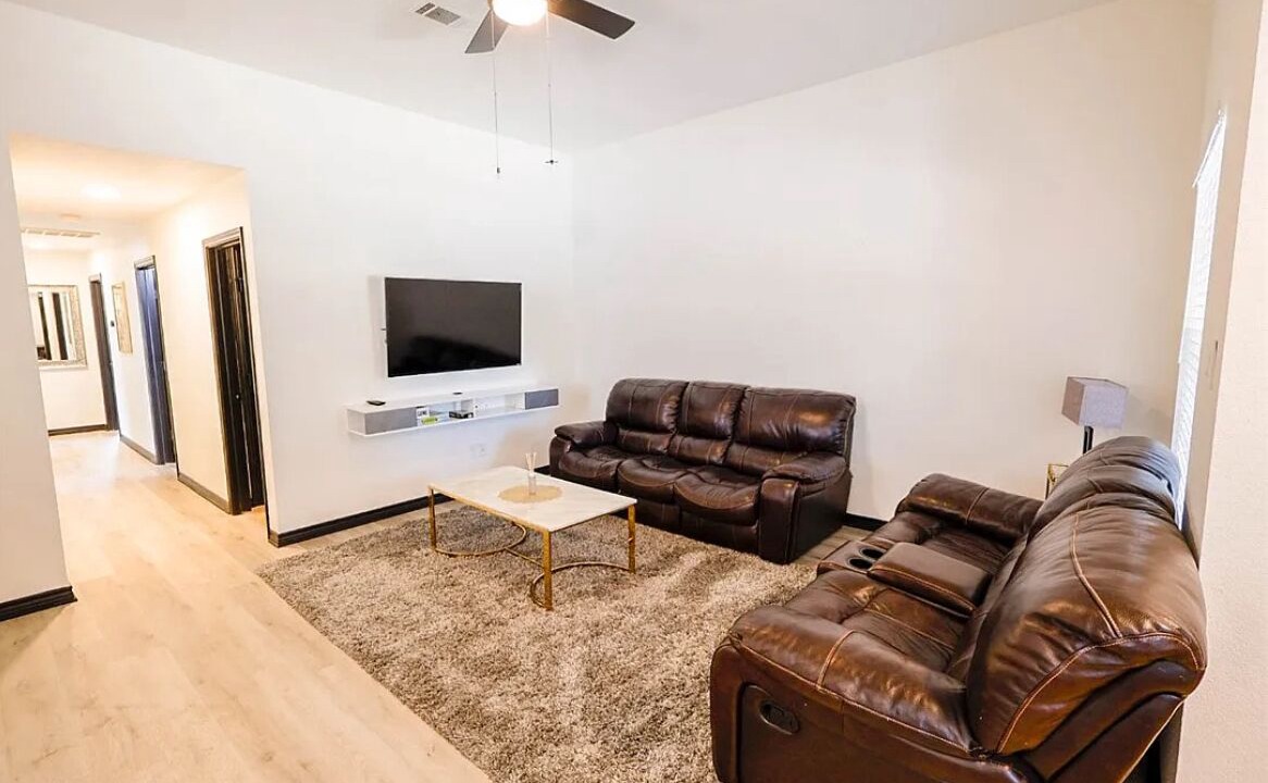 Photo of Livingroom in Wellborn