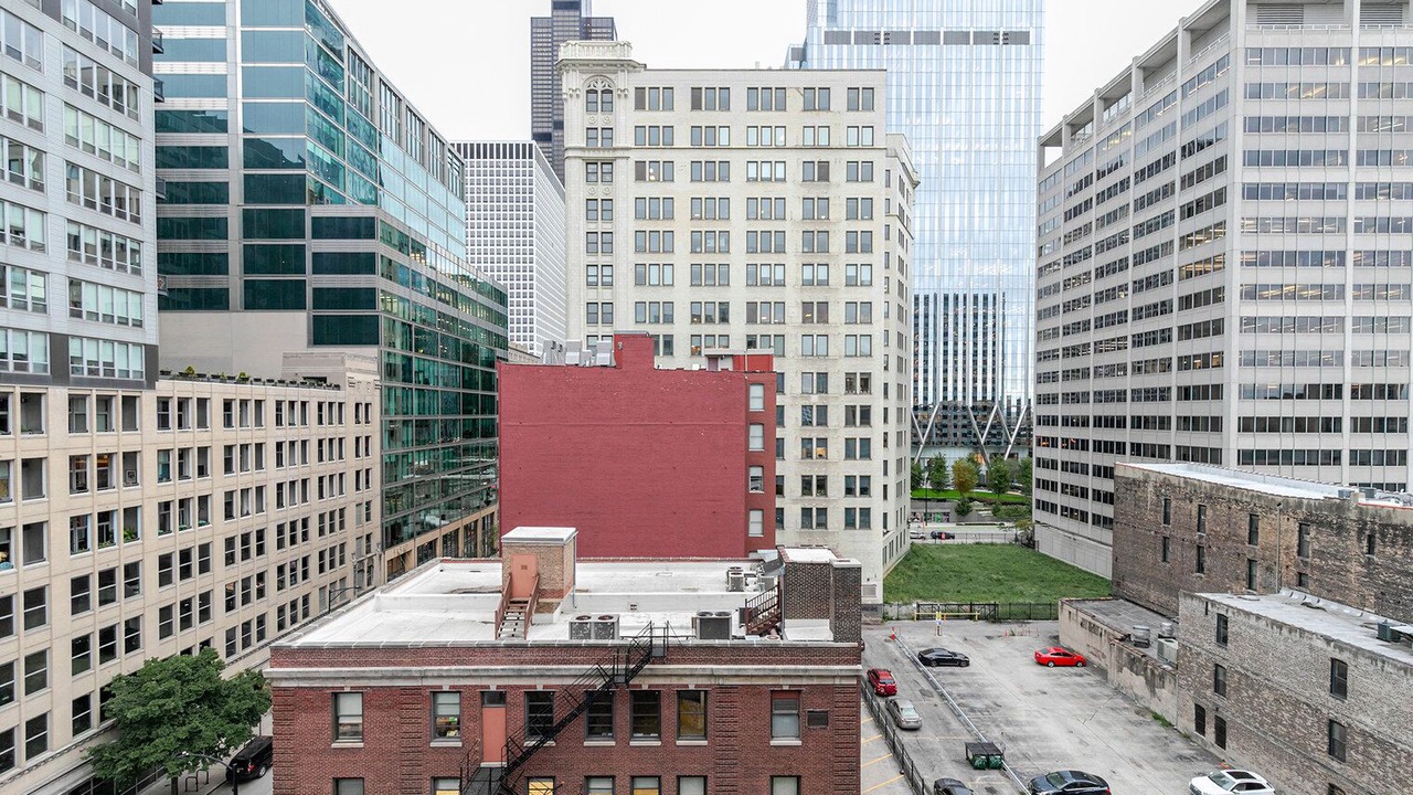 Photo of Outdoor in West Loop Gate