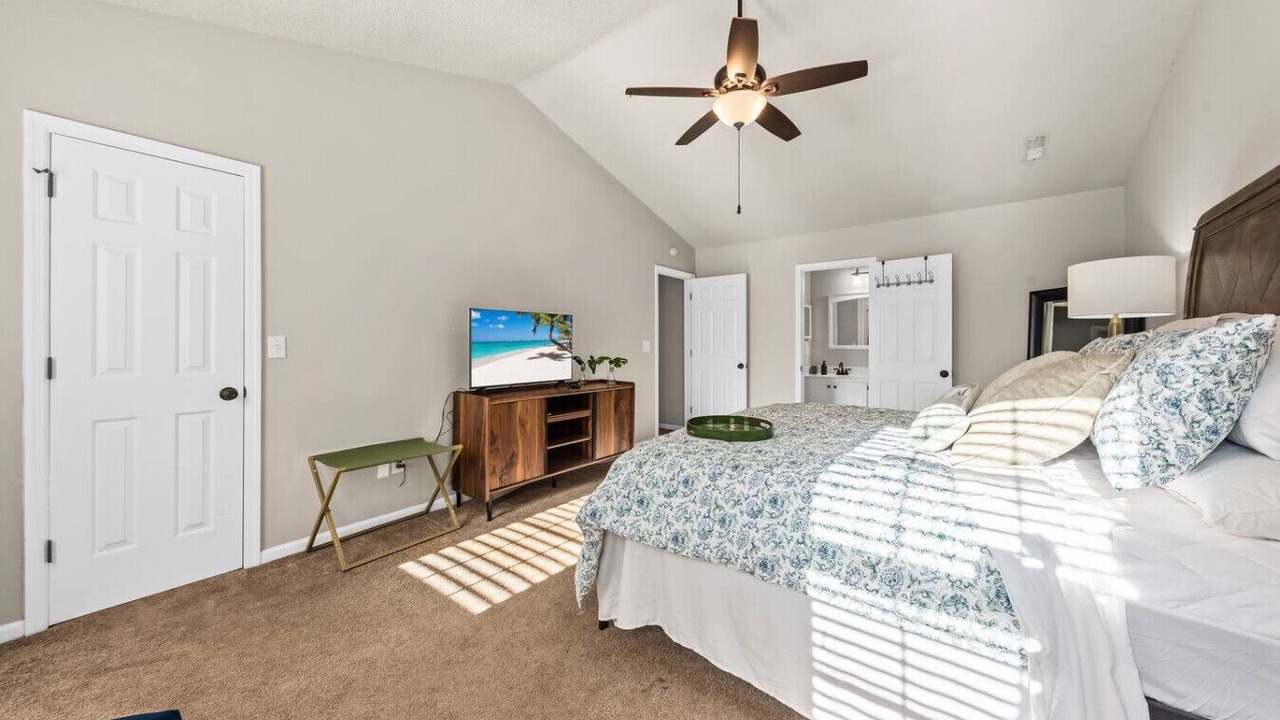 Photo of Bedroom in North Charleston