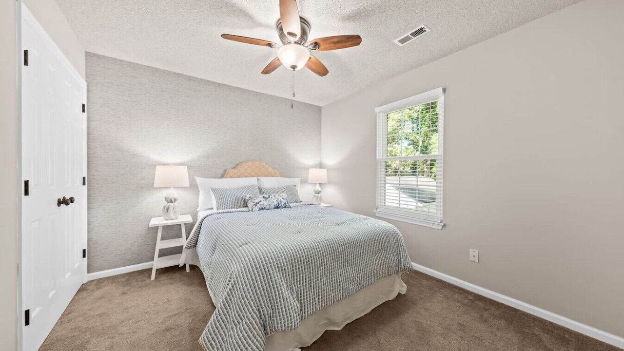 Photo of Bedroom in North Charleston