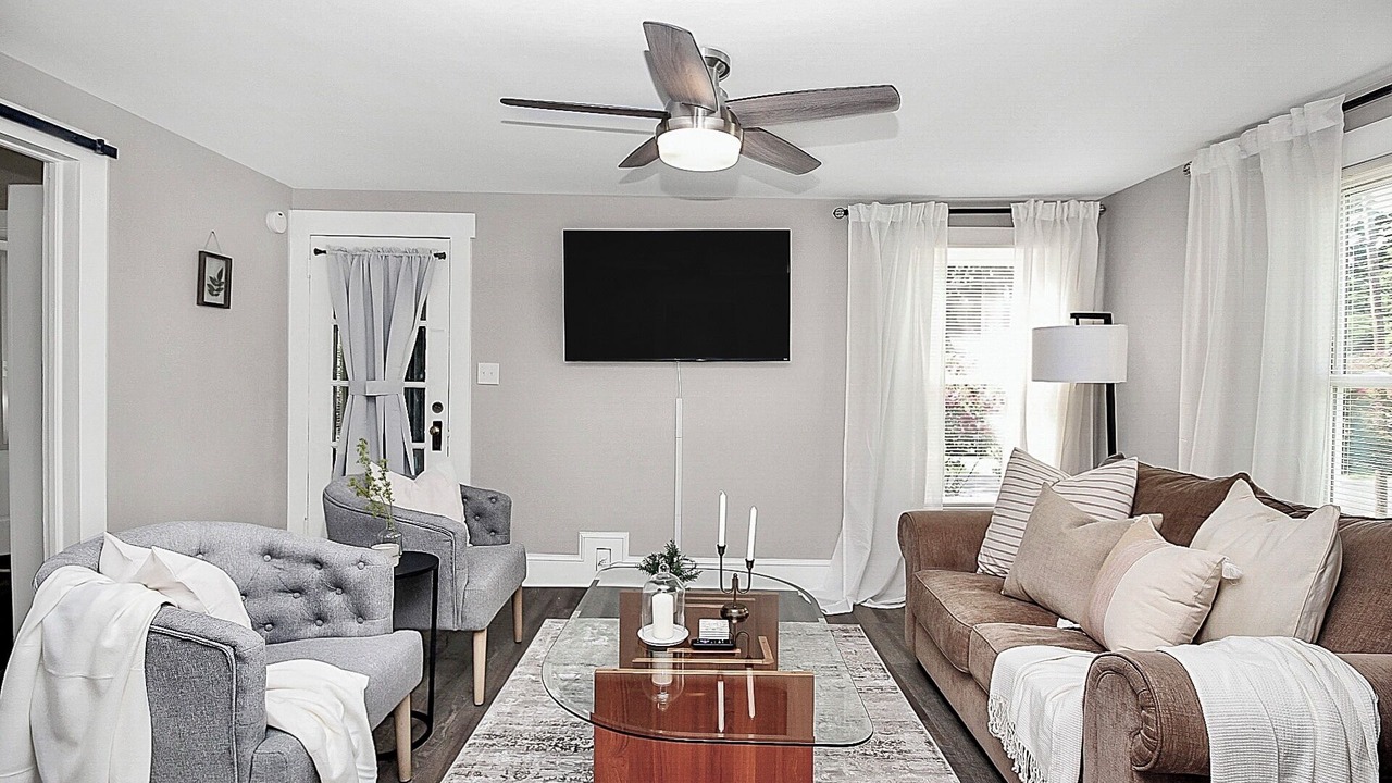 Photo of Livingroom in Kannapolis