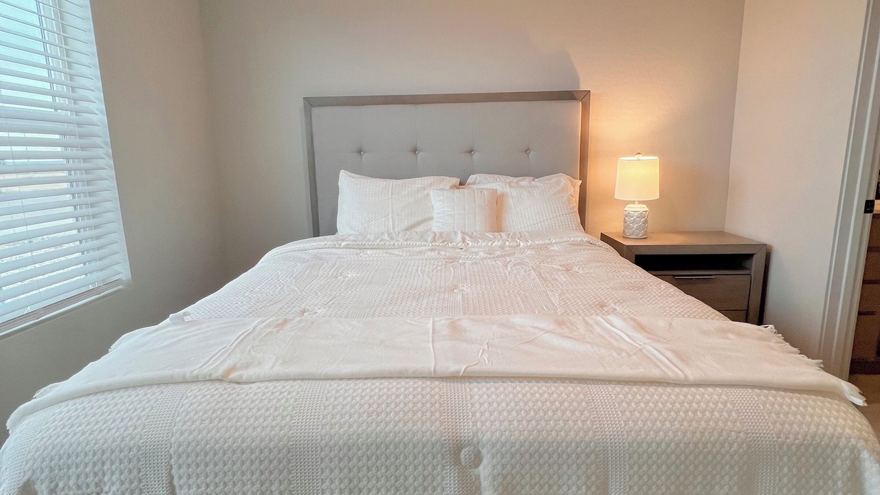 Photo of Bedroom in Roswell