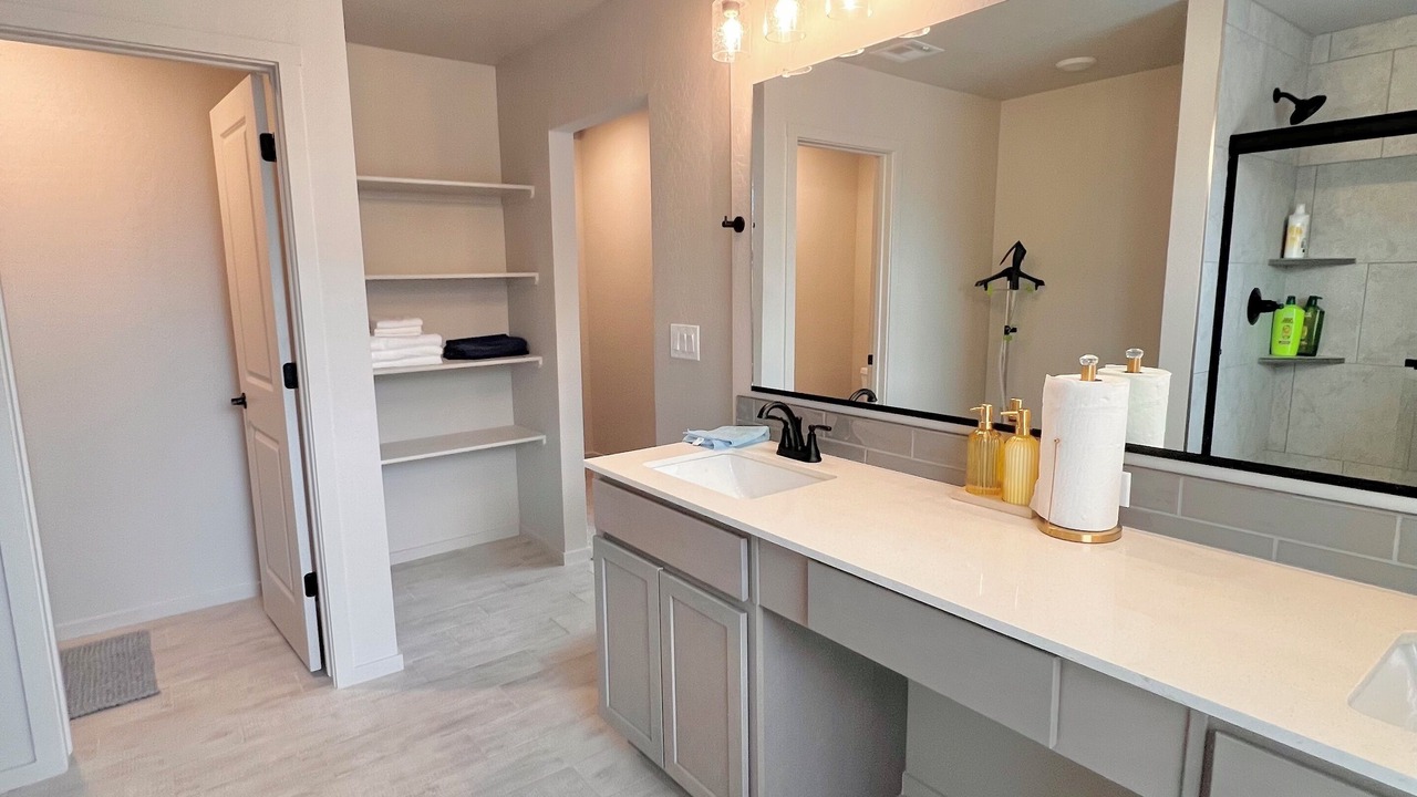 Photo of Bathroom in Roswell