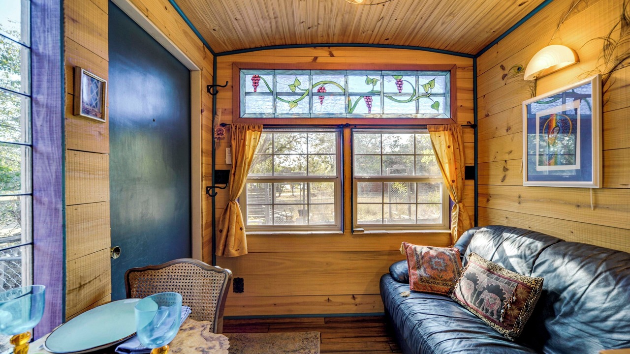 Photo of Livingroom in Lakeway