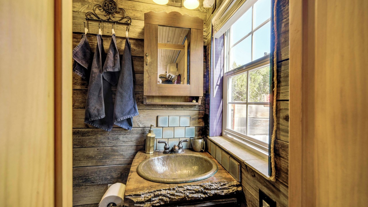 Photo of Bathroom in Lakeway