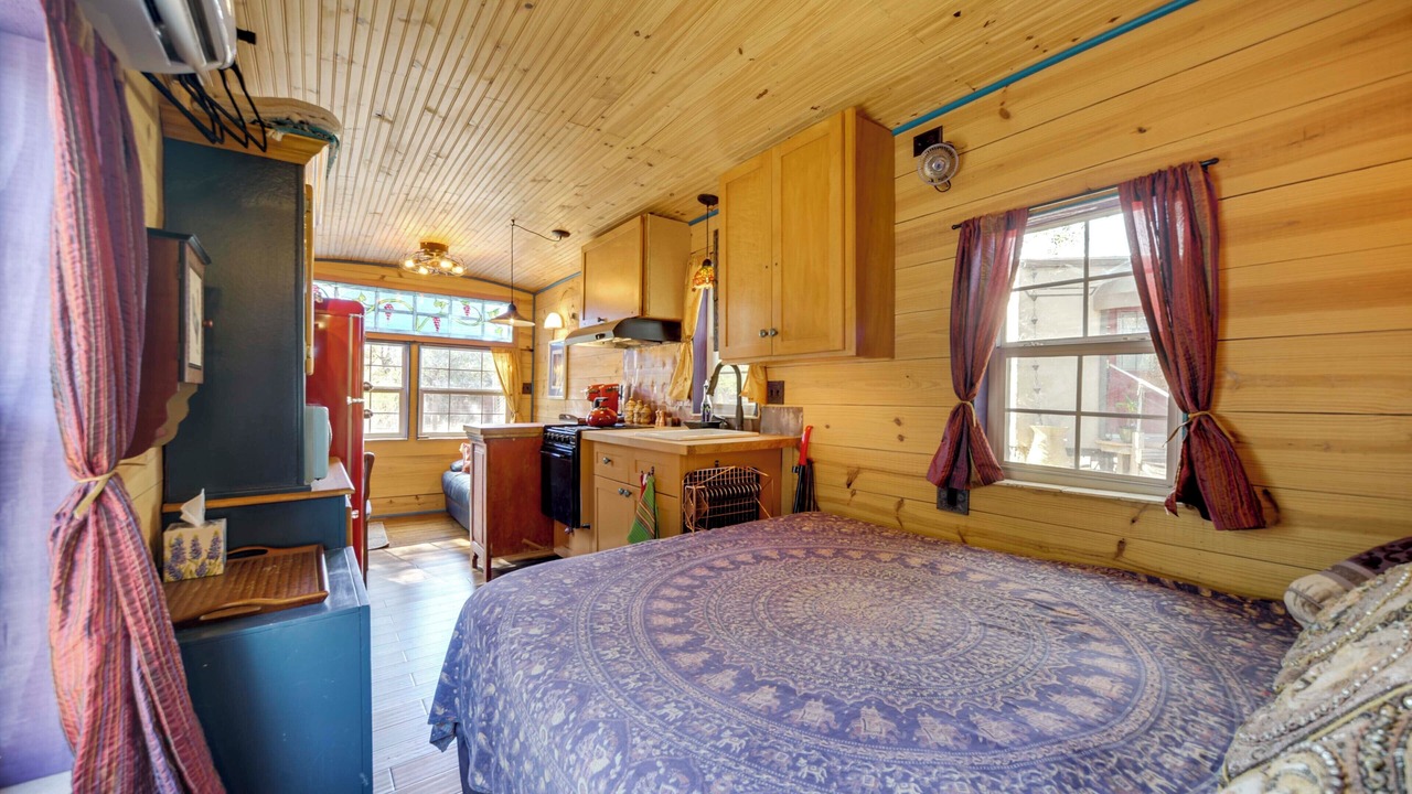 Photo of Bedroom in Lakeway