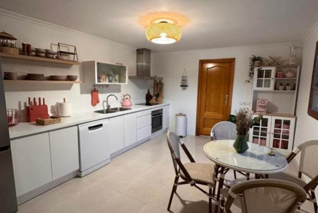 Photo of Kitchen in Calderon