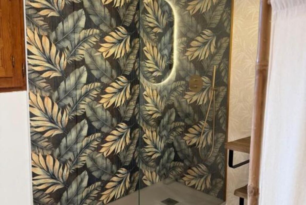 Photo of Bathroom in Calderon