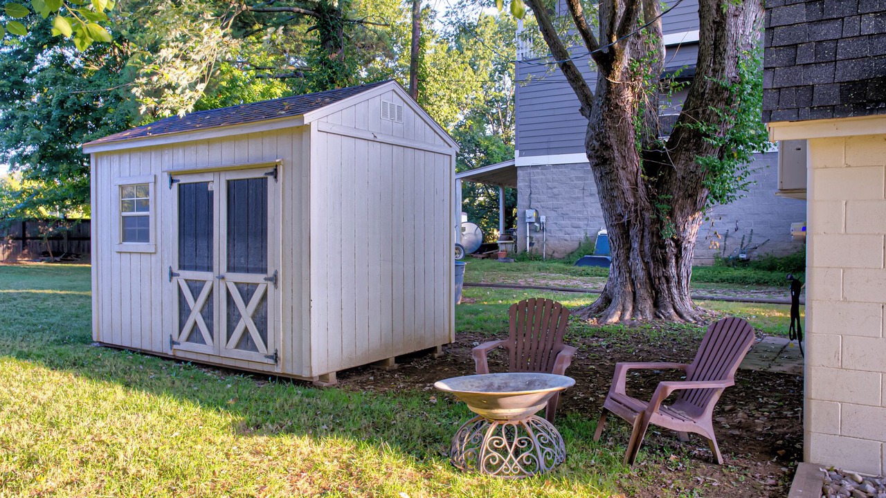 Photo of Outdoor in Utica