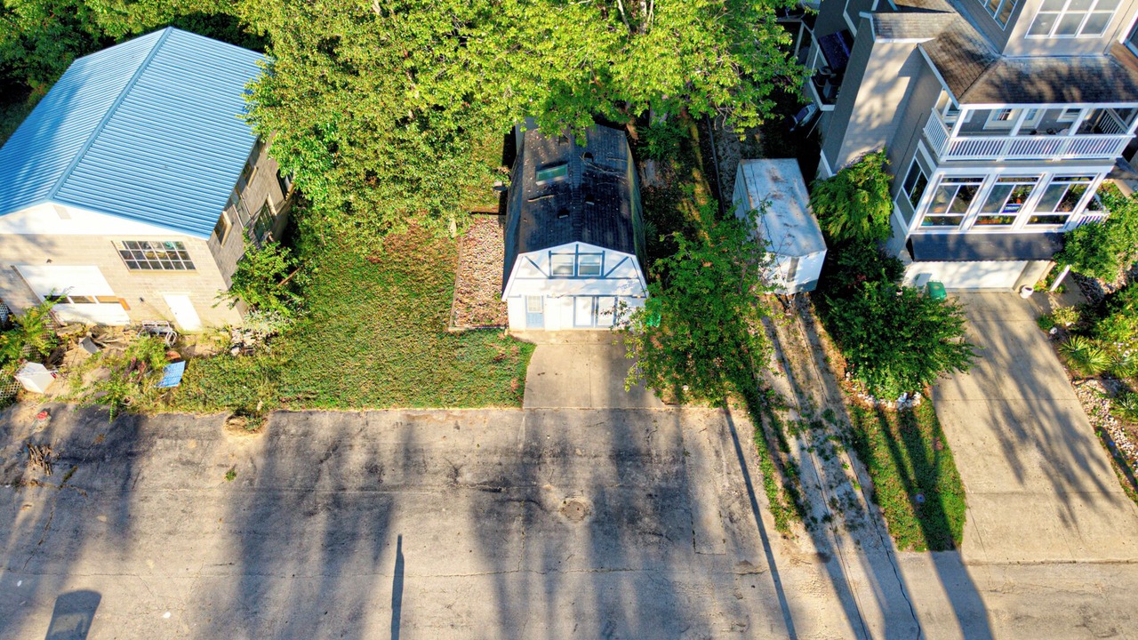 Photo of Outdoor in Utica