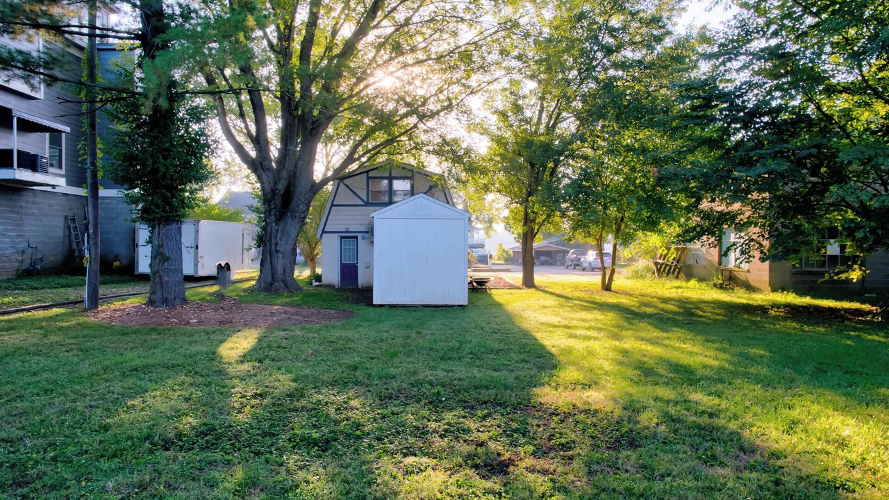 Photo of Outdoor in Utica