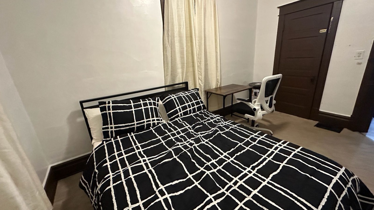 Photo of Bedroom in Burlington