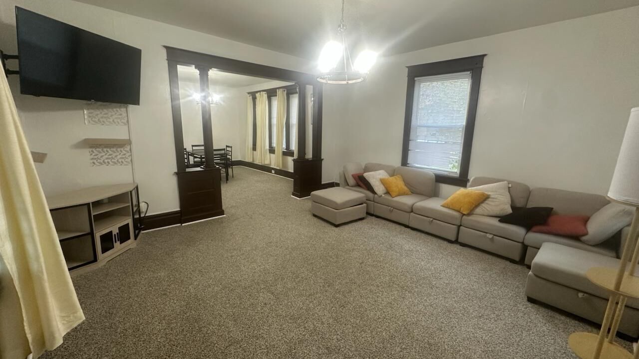 Photo of Livingroom in Burlington
