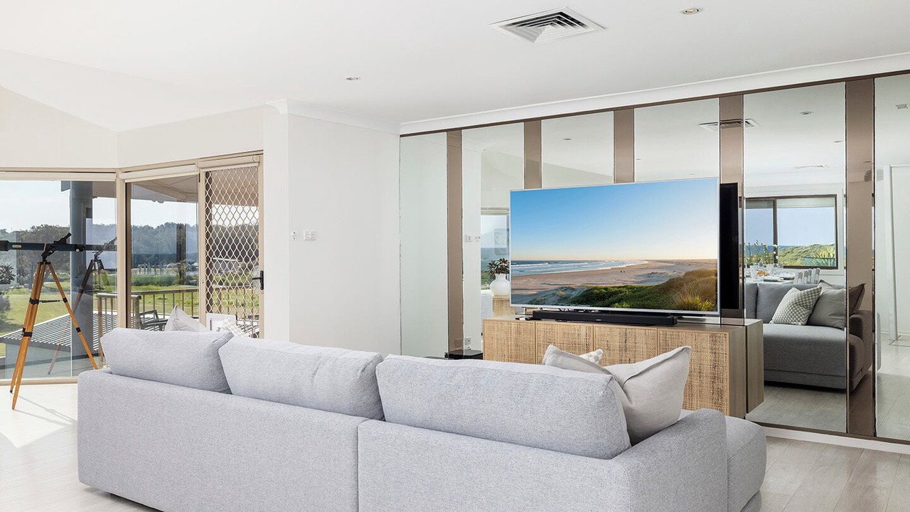 Photo of Livingroom in Anna Bay