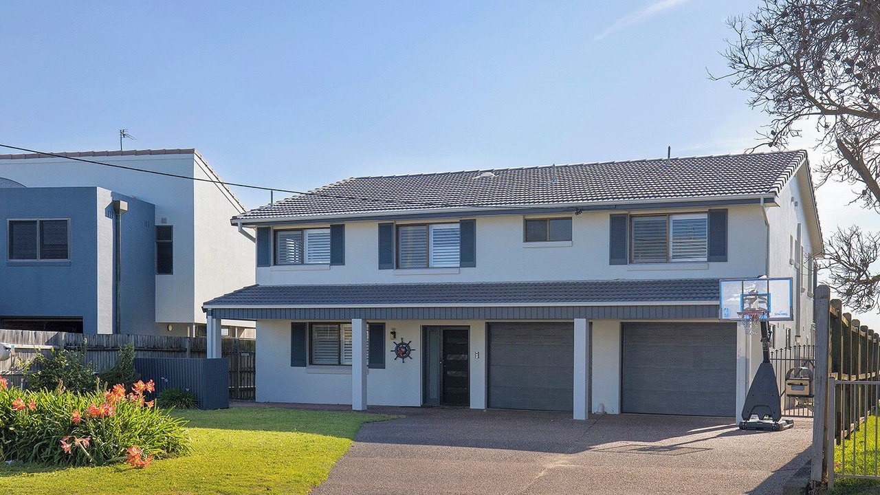 Photo of Outdoor in Anna Bay