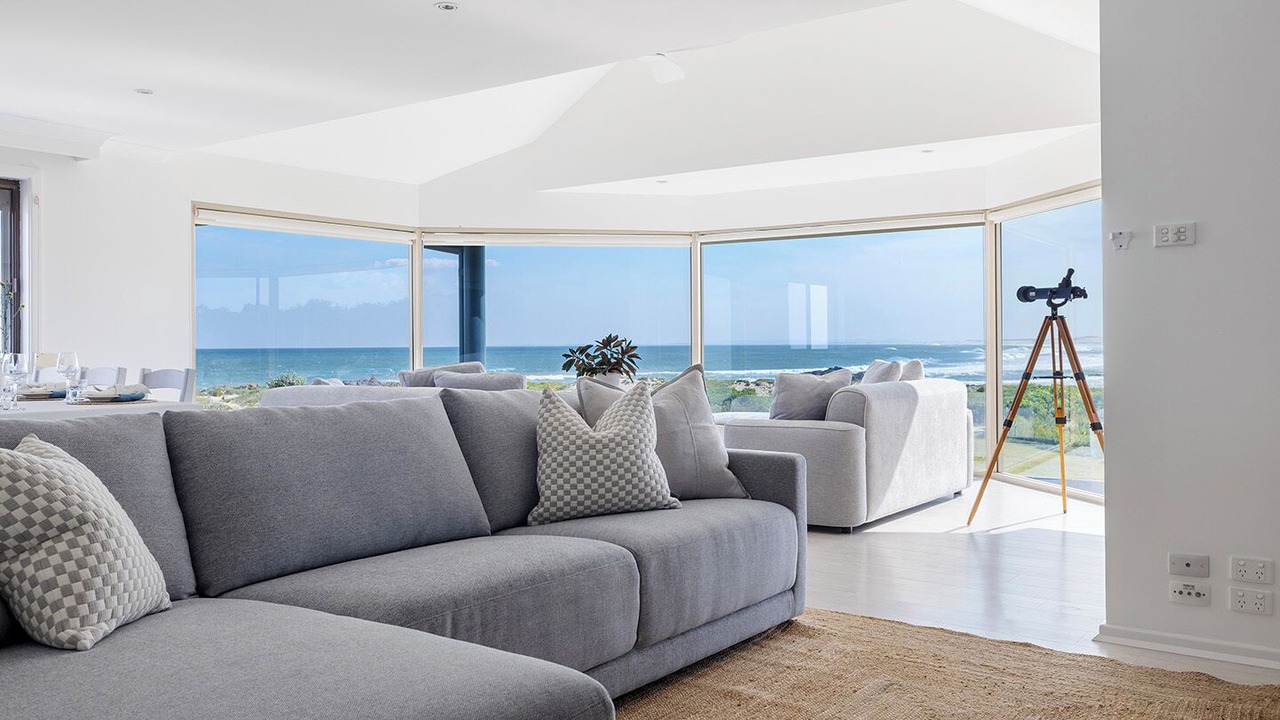 Photo of Livingroom in Anna Bay