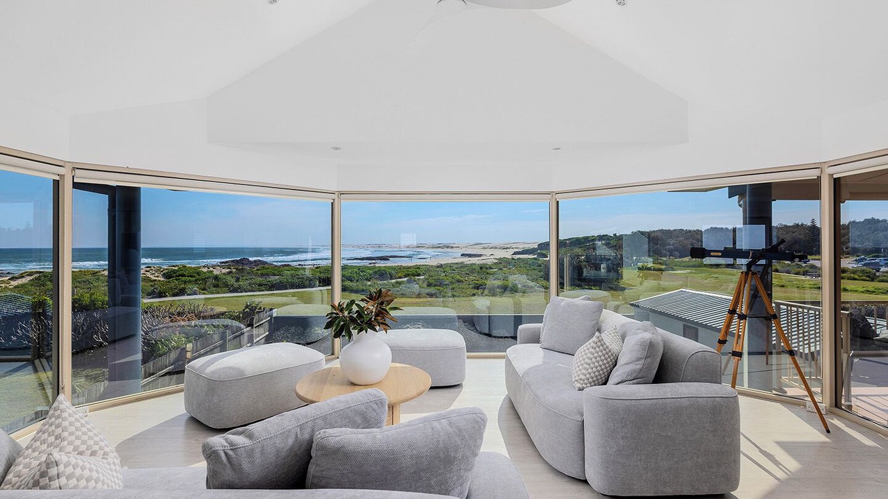 Photo of Livingroom in Anna Bay