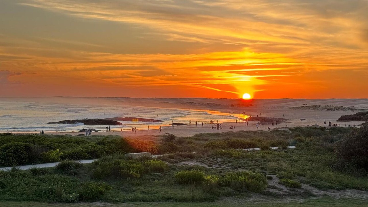 Photo of Others in Anna Bay