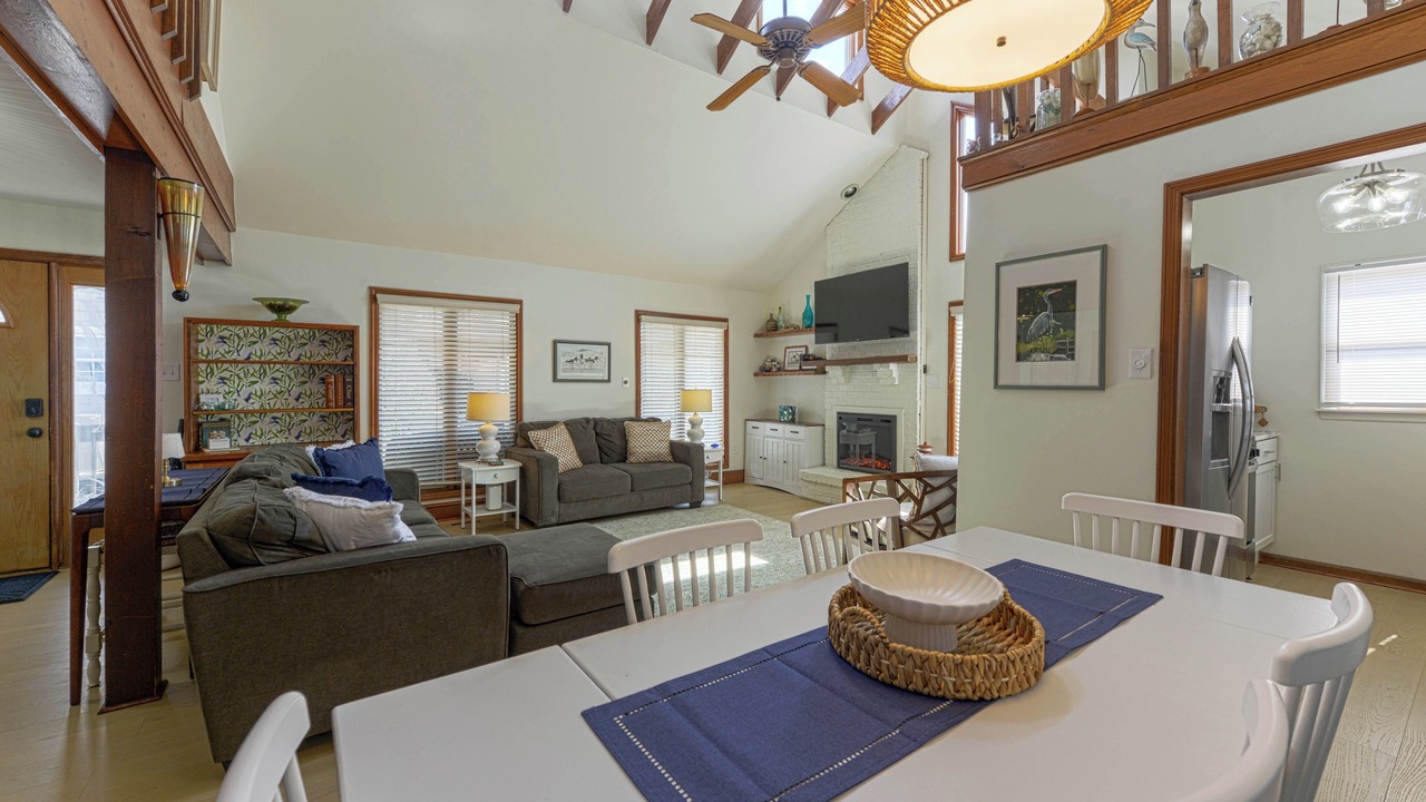 Photo of Bedroom in Avalon