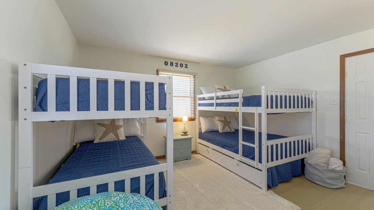 Photo of Bedroom in Avalon