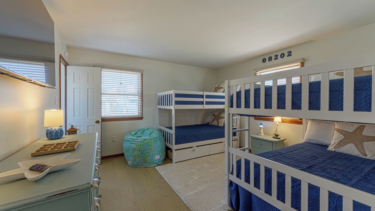 Photo of Bedroom in Avalon