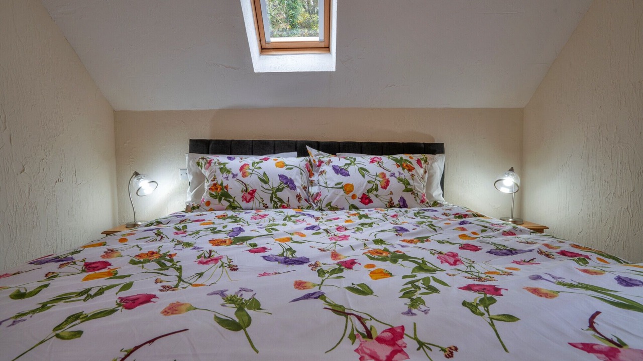 Photo of Bedroom in Holestone Moor
