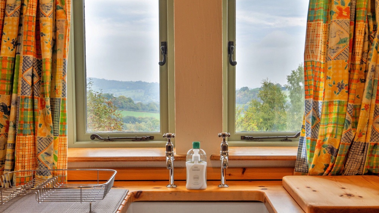 Photo of Others in Holestone Moor