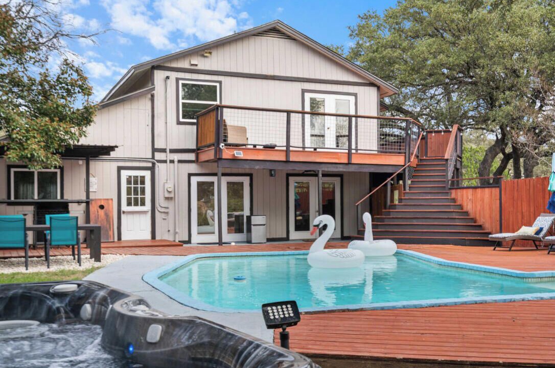 Photo of Outdoor in Travis Landing