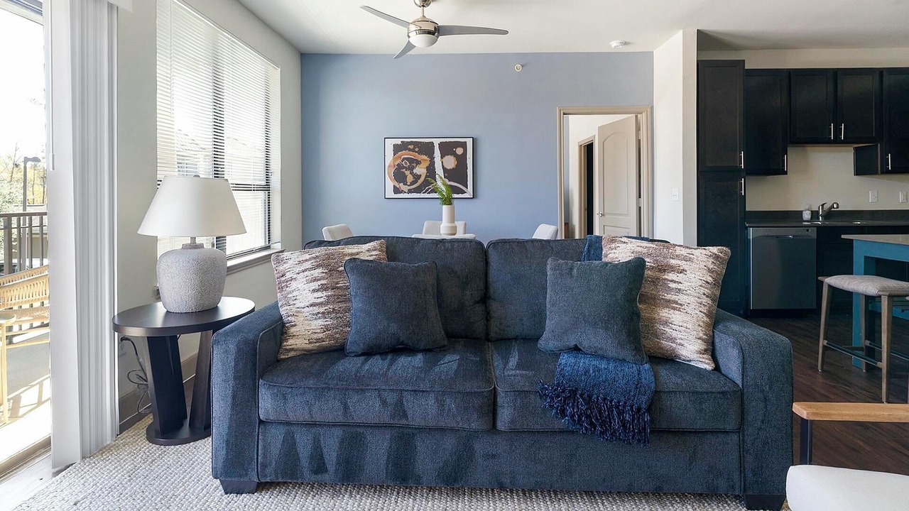 Photo of Livingroom in Spring