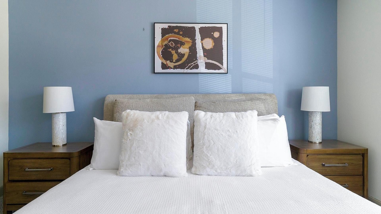 Photo of Bedroom in Spring