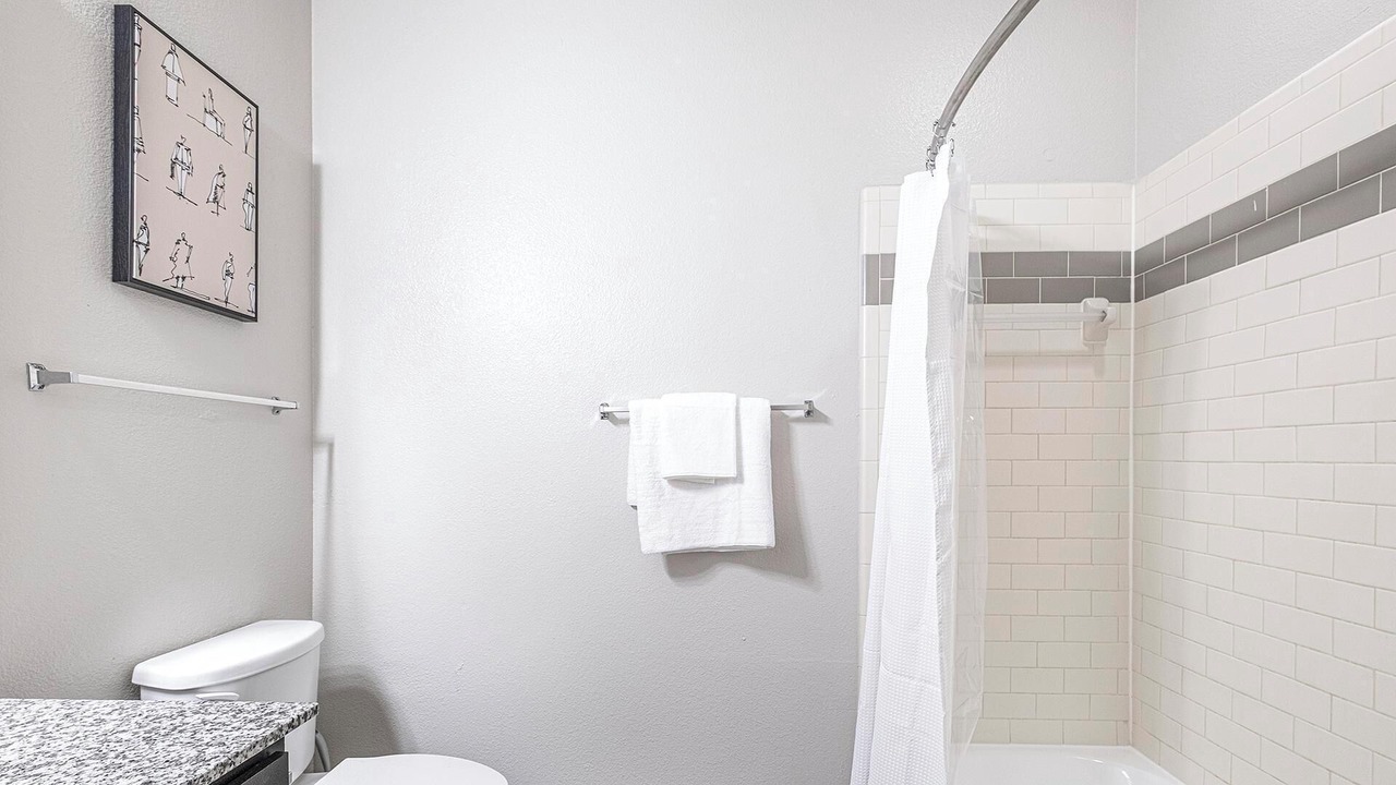 Photo of Bathroom in George Bush Park/Eldridge